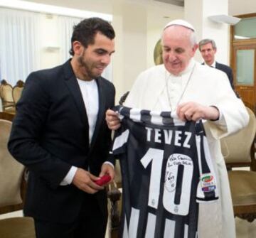 Carlos Tévez le entregó una de Juventus