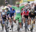 Cavendish acorrala a Merckx