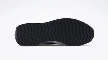 Chollo del día: 45% de descuento en unas zapatillas de Reebok de estilo retro que combinan con todo