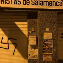 La sede de Unionistas, atacada con pintadas de una esvástica y "sois el equipo de Ana Frank"