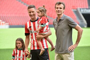 La presentación de Ander Herrera en su vuelta a San Mamés