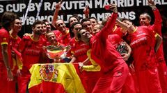 Nadal celebra la Copa Davis con Espa&ntilde;a.