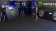 Maverick Viñales cumple el deseo de Aleix Espargaró