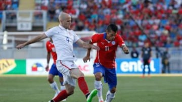 La Roja comenzó el año con un amistoso que disputó la selección local ante Estados Unidos. Fue 3-2 a favor con gran actuación de Mark González. 