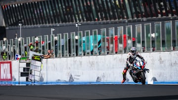 Toprak Razgatlioglu en Misano con la BMW de SBK.