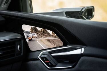 Samsung quiere usar pantallas OLED como retrovisores en tu coche