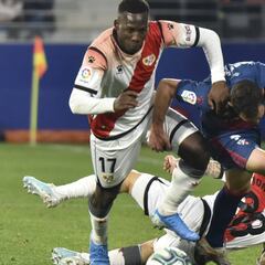 Advíncula está en la agenda de la Sampdoria, según ANSA