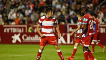 Adri¨¢n Ramos pone al Granada a un paso de Primera Divisi¨®n