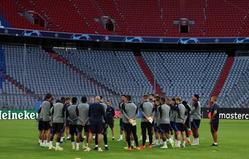 El entrenamiento del Barcelona antes de enfrentarse al Bayern