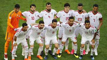 Los jugadores de Irán contra Marruecos.