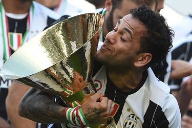 Juventus Champions League final news: Alves, Kean, Allegri