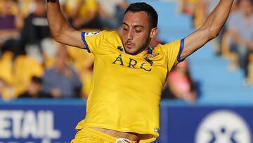 El Córdoba ficha a Aguza y Borja se marcha al Oviedo