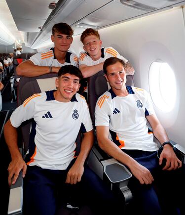 Nico Paz, Jeremy de León, Mario Martín y Juanmi Latasa. 
