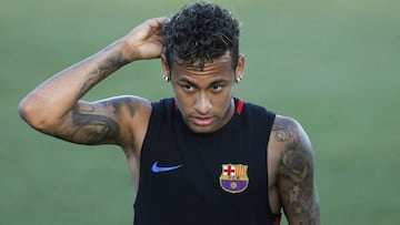 El calentón de Neymar altera el Clásico en versión Superbowl