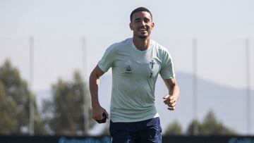 Thiago Galhardo durante un entrenamiento con el Celta.