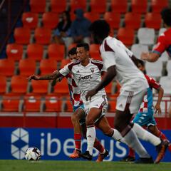 El Albacete sigue su idilio con Galicia