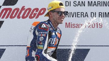 Augusto Fernández en el podio de Misano.