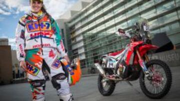 Laia Sanz está encantada con su nueva Honda.