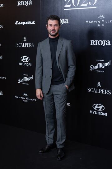 Eneko Fernndez posa en el photocall de la gala de entrega de los Premios Hombres del A?o Esquire en el Casino de Madrid.