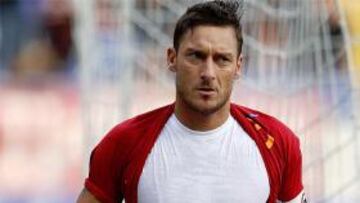 Totti marcó tras 7 meses de sequía: 'Perdonad el retraso'