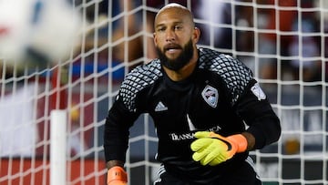 Tim Howard doesn't want Liverpool to win while he's still alive