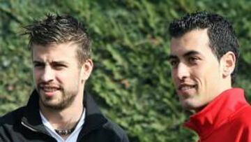 <b>ASIMILANDO.</b> El defensa barcelonista Gerard Piqué, que anoche debutó con la selección absoluta española, ha reconocido que le ha costado asimilar todas las experiencias positivas que está viviendo.