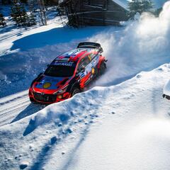 Ott Tanak recupera la sonrisa en Laponia