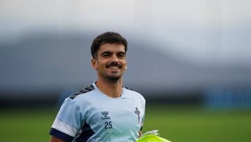 El mediocentro Damián Rodríguez, durante un entrenamiento del Celta.