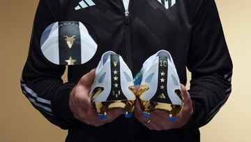 ¡®Las Estrellas¡¯ de Messi. La marca que viste al argentino desvel¨® las nuevas botas que lucir¨¢ con la Selecci¨®n argentina. Incluso aparece una cabra.