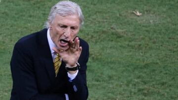 Football Soccer - World Cup 2018 Qualifiers - Brazil v Colombia - Amazonia Arena Stadium, Manaus, Brazil - 6/9/16. Coach Jose Pekerman of Colombia reacts. REUTERS/Paulo Whitaker