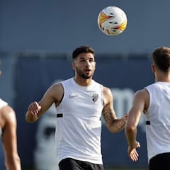 Antoñín pide sitio y el Málaga busca tres refuerzos más