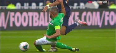 Alerta Mbappé: en muletas y llorando, peligra la Champions