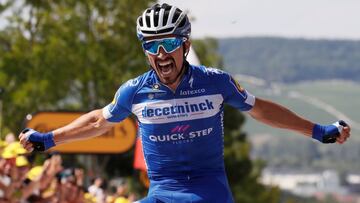 Julian Alaphilippe gan&oacute; la tercera etapa en &Eacute;pernay y conquist&oacute; el maillot amarillo del Tour.