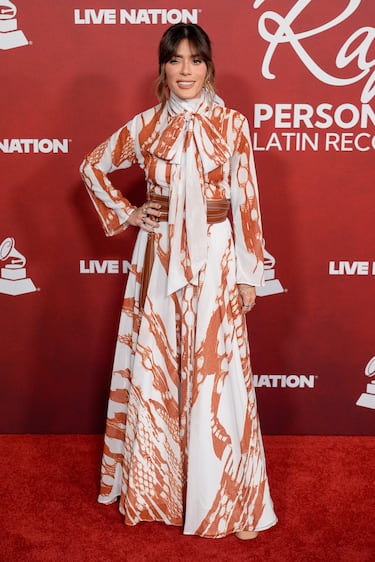 Kany Garcia posa en la alfombra roja de la gala 'Persona del Año' de los Latin Grammy 2025. 