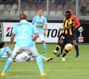 Sporting Cristal y Peñarol dividen un 1-1 en un intenso partido