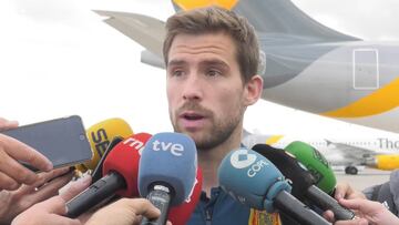 Íñigo Martínez: "Nos fuimos dolidos pero no perdemos la esperanza"