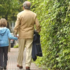 Una abuela pide cobrar por cuidar a su nieto: “No soy una guardería, tengo mi vida”