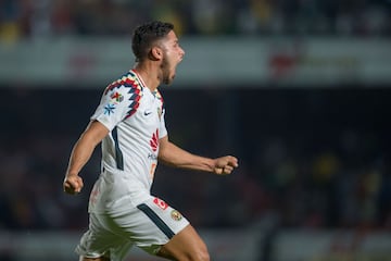 Veracruz estuvo muy cerca de tirar dos invictos en una misma semana. Los ‘Tiburones’ empataron 1-1 ccon América gracias a un gol de Bruno Valdez en el tiempo de compensación. De esta manera, el equipo de Mguel Herrera se mantiene en la cima de la tabla como el único equipo que no ha perdido en todo lo que va de la campaña. Los Azulcremas siguen sumando y con este paso podrían pronto asegurar su lugar en la liguilla. 