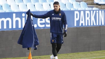 Toro Fern&aacute;ndez, en el entrenamiento de esta tarde en La Romareda.