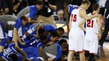 Kentucky celebra el pase a la final ante Wisconsin.