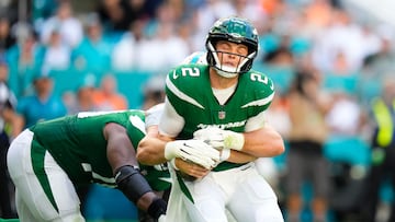 With conflicting reports given during the Jets’ loss to the Dolphins on Sunday, there’s now genuine confusion over the injury suffered by New York’s QB.