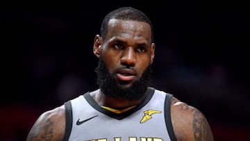 Por primera vez en su carrera, LeBron James ha logrado 14 triples-dobles en una sola temporada.