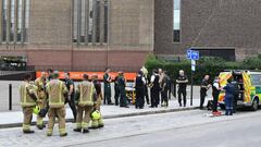 (FILES) In this file photo taken on August 04, 2019 Police, ambulance crews and fire crews are seen outside the Tate Modern gallery in London on August 4, 2019 after it was put on lock down and evacuated after an incident involving a child falling from he