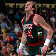 La maldición del número 1 que se llevó el puñetazo de Kareem