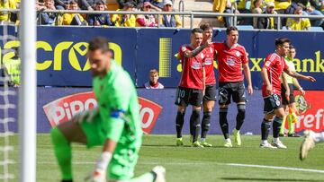 Iago Aspas celebra con sus compañeros el primer tanto del encuentro disputado por el Cádiz y el Celta en el Nuevo Mirandilla.