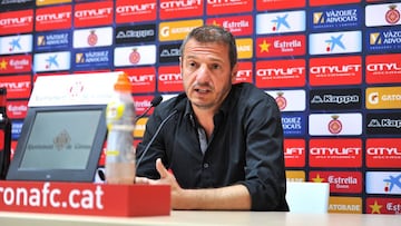 Cárcel, en una comparecencia con el Girona.