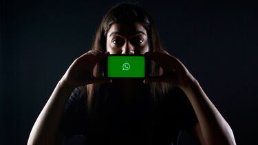 Cuidado si haces esto en WhatsApp o todos tus contactos recibirán un mensaje de alerta: así es como puedes evitarlo