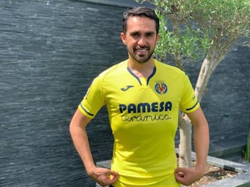 Alberto Contador, con la camiseta del Villarreal.