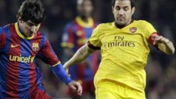 Cesc Fábregas: "La roja a Van Persie fue muy rara"