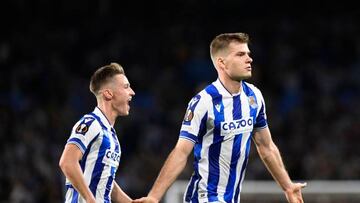 Real Sociedad's Norwegian forward Alexander Sorloth (R) celebrates with Real Sociedad's Spanish midfielder Benat Turrientes after scoring his team's first goal during the UEFA Europa League, first round, group E, football match between Real Sociedad and FC Sheriff at the Anoeta stadium in San Sebastian on October 13, 2022. (Photo by ANDER GILLENEA / AFP) (Photo by ANDER GILLENEA/AFP via Getty Images)